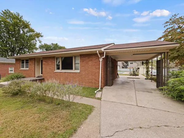 2412 N Elm St., Henderson, KY 42420