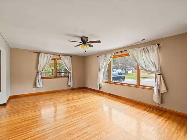 2412 N Elm St., Henderson, KY 42420