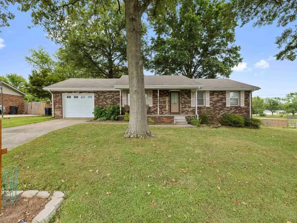 1036 Ernest Ln, Henderson, KY 42420