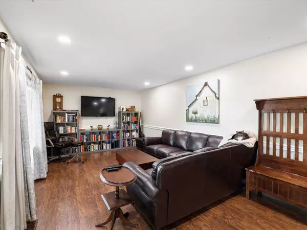 1036 Ernest Ln, Henderson, KY 42420