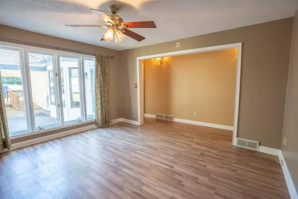 1487 State Route 81  N, Calhoun, KY 42327