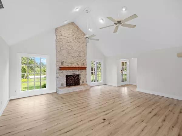 10351 Toler Bridge Road, Lewisport, KY 42351