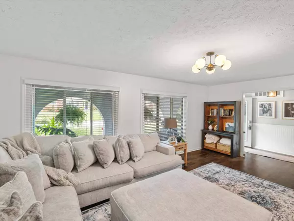 1320 Glenshiel Dr, Henderson, KY 42420