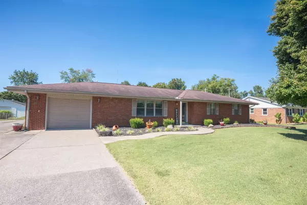 904 Watson Ln, Henderson, KY 42420