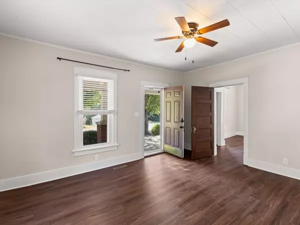 1105 W Reservoir Ave, Central City, KY 42330