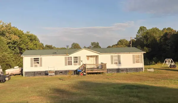 520 Johnson Ln, Livermore, KY 42352