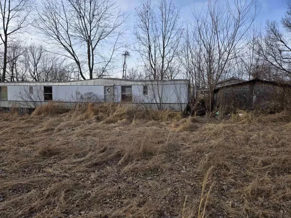 420 B Rickard Rd, Sacramento, KY 42372