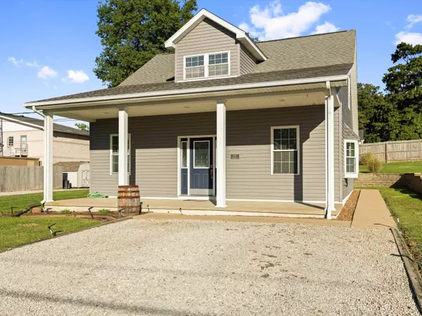 519 Monroe St, Newburgh, KY 47630-1221