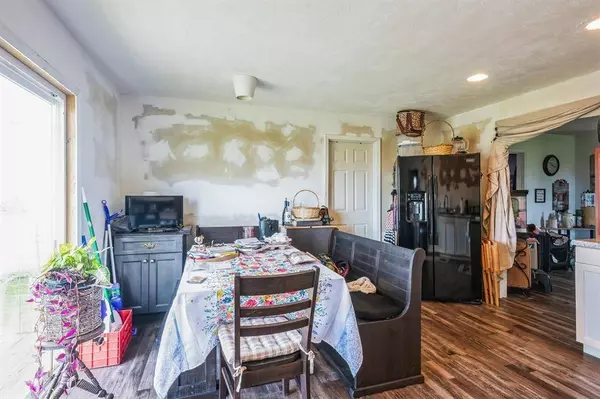 10706 Beaver Dam Rd, Caneyville, KY 42721