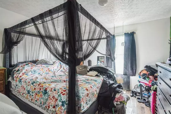 10706 Beaver Dam Rd, Caneyville, KY 42721