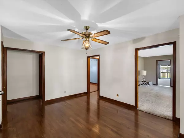 1625 Autumn Ln, Henderson, KY 42420