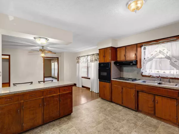 1625 Autumn Ln, Henderson, KY 42420