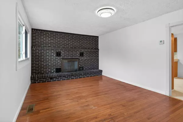 508 W Mose Rager Blvd, Drakesboro, KY 42337