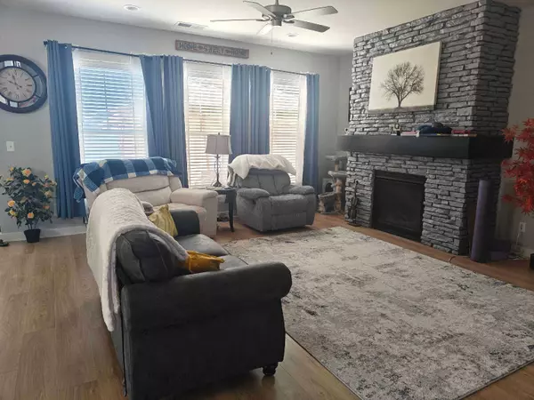 4122 Pinta Dr, Owensboro, KY 42301