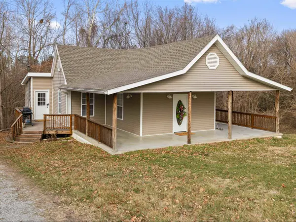 937 River Rd, Central City, KY 42330