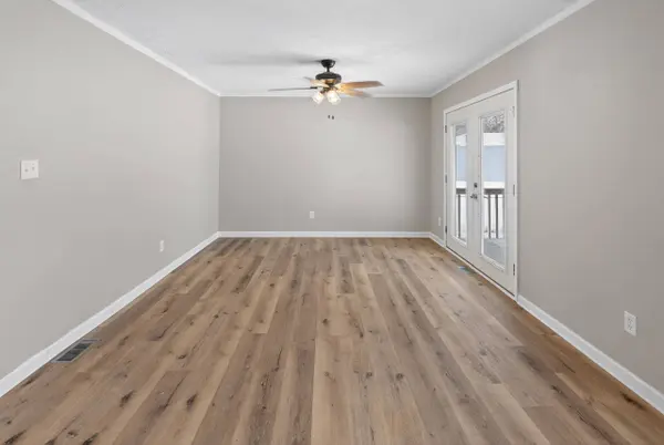 660 1st St, Calhoun, KY 42327