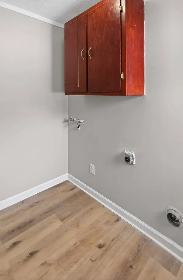 660 1st St, Calhoun, KY 42327