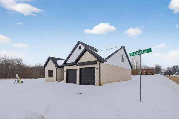 6021 Glencrest Ct, Newburgh, IN 47630