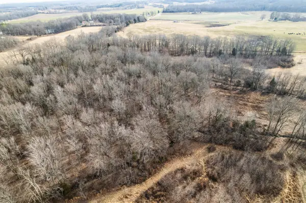 1875 E Harmons Ferry Rd, Utica, KY 42376