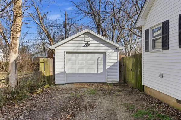 2550 E Riverside Dr, Evansville, IN 47714