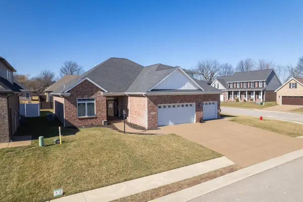 511 Westbriar Cir, Newburgh, IN 47630-2450