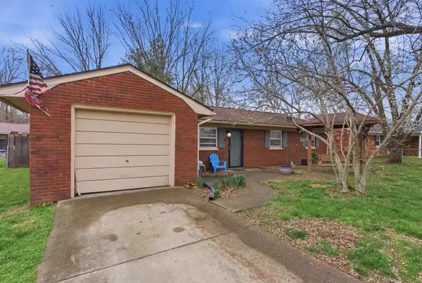 5000 Cambridge Dr, Owensboro, KY 42303