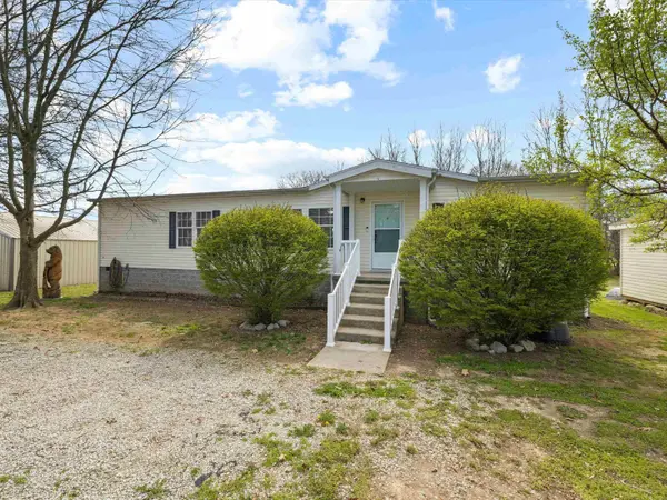 496 Newman-Stillhouse Rd, Owensboro, KY 42301