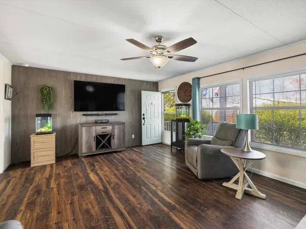 496 Newman-Stillhouse Rd, Owensboro, KY 42301