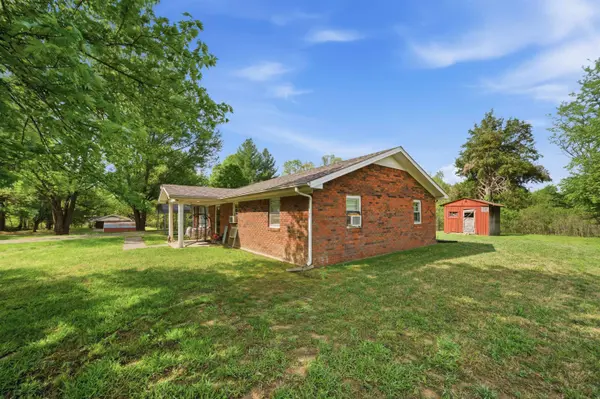 153 Whitely Loop, Horse Branch, KY 42349