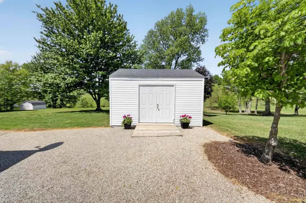 6148 St Lawrence Rd, Philpot, KY 42366