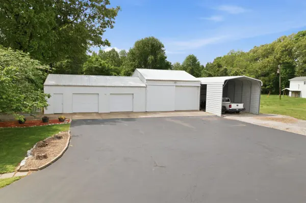 391 Scotts Bridge Rd, Calhoun, KY 42327