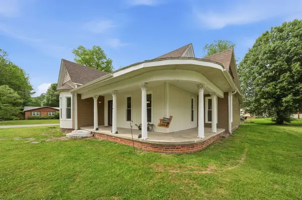 303 Oakwood Dr, Hartford, KY 42347