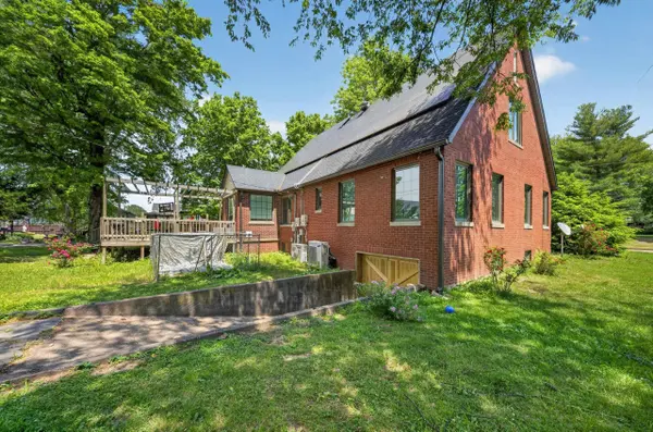 505 Hill St, Livermore, KY 42352