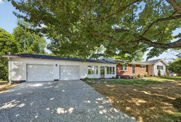 4131 Thruston Dermont Rd, Owensboro, KY 42303