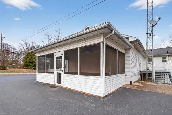508 W Mose Rager Blvd, Drakesboro, KY 42337