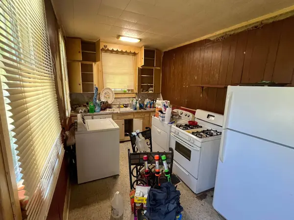 615 Wyatt Ave, Madisonville, KY 42303