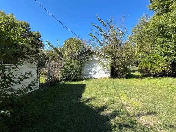 615 Wyatt Ave, Madisonville, KY 42303