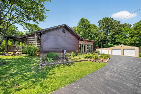 2354 KY-144, Hawesville, KY 42348