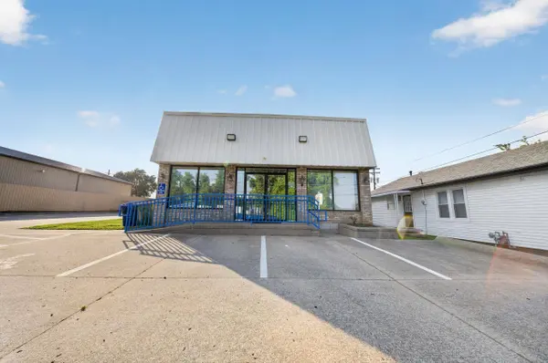 1651 S Green St, Henderson, KY 42420