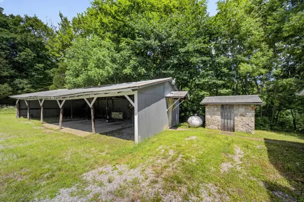 3268 Bethel Church Rd, Beaver Dam, KY 42320
