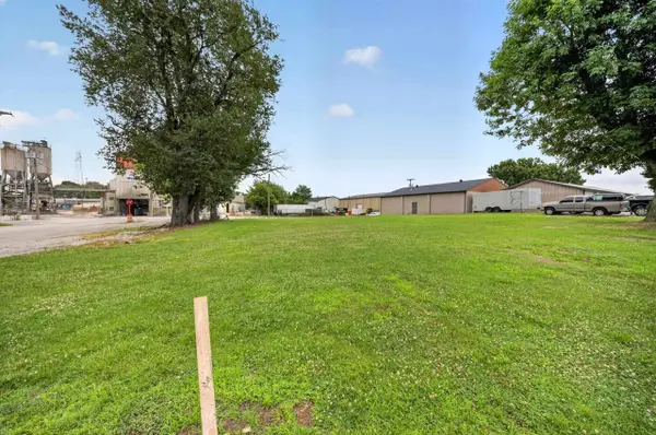 1714 Hall St, Owensboro, KY 42303