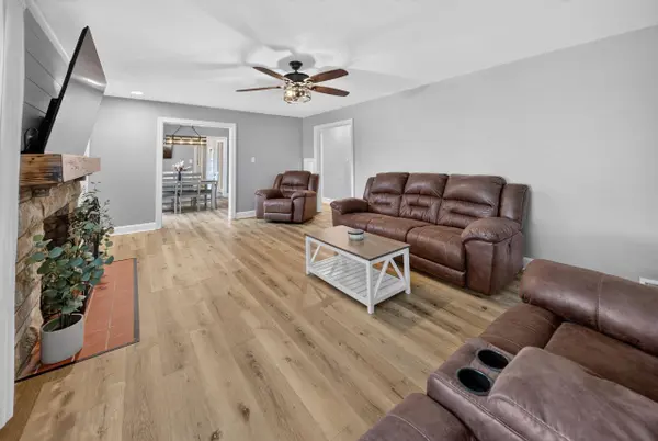 6475 US-231, Utica, KY 42376