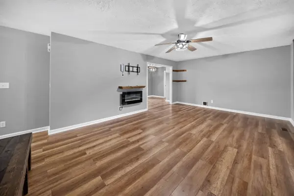 782 Sinclair Ave, Henderson, KY 42420