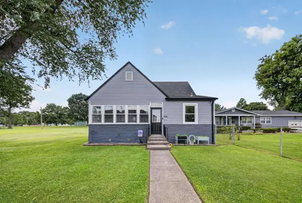 928 W 8th St, Owensboro, KY 42301