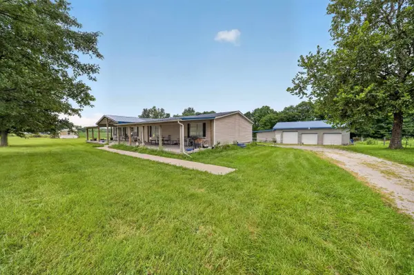 1100 Solway Meeting Rd, Big Clifty, KY 42712