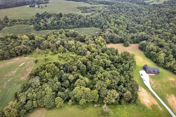 1100 Solway Meeting Rd, Big Clifty, KY 42712