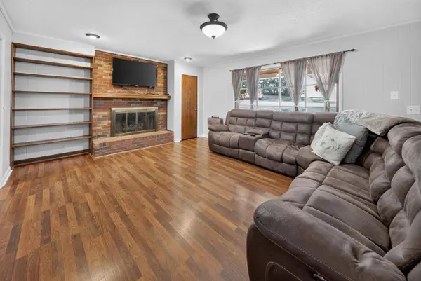 1230 Stanley Rd, Beaver Dam, KY 42320