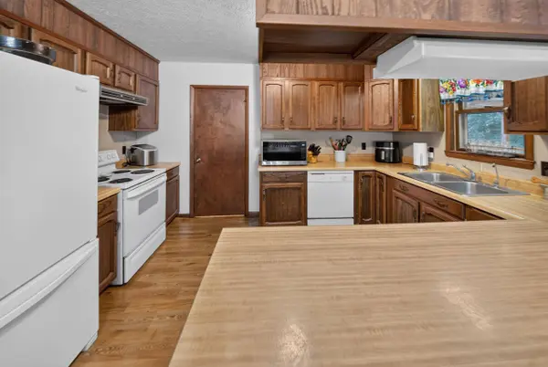 1230 Stanley Rd, Beaver Dam, KY 42320