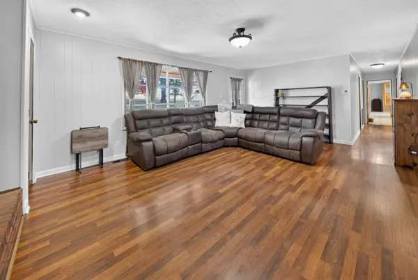 1230 Stanley Rd, Beaver Dam, KY 42320