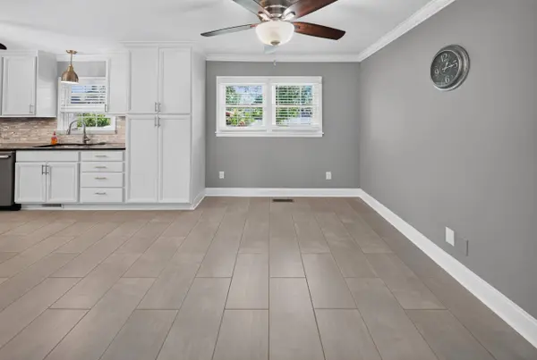 3956 Locust Hill Dr, Owensboro, KY 42303